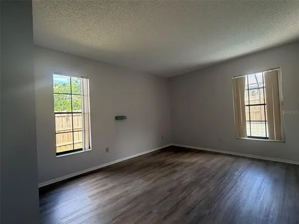 $2,500 | 3781 Lake Shore Drive, Palm Harbor, FL 34684