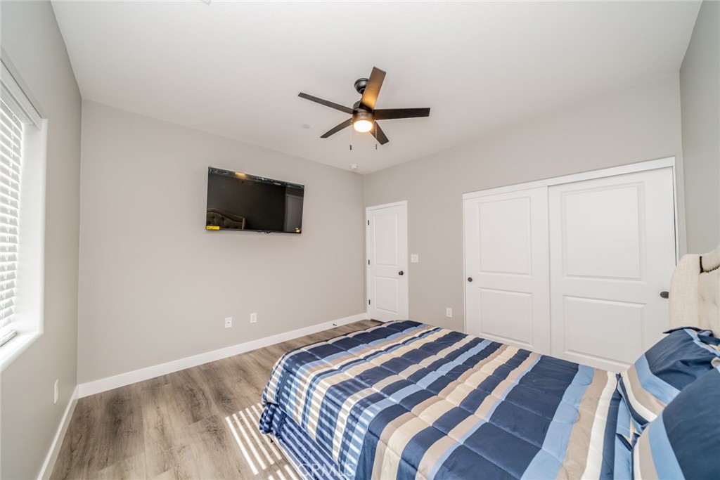 11515 Mariposa Road Hesperia, CA 92345 - Photo 13 of 33