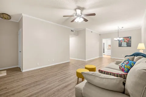 $196,000 | 4420 Harlanwood Drive, Unit 228, Fort Worth, TX 76109