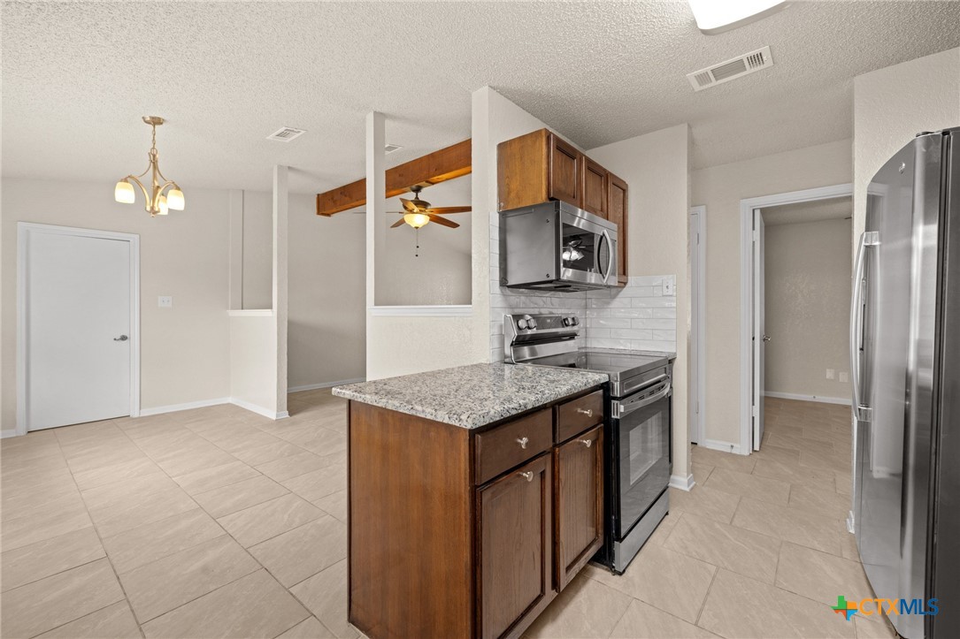 907 Hackberry Street Copperas Cove, TX 76522 - Photo 12 of 28