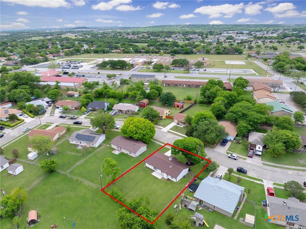 907 Hackberry Street Copperas Cove, TX 76522 - Photo 4 of 28