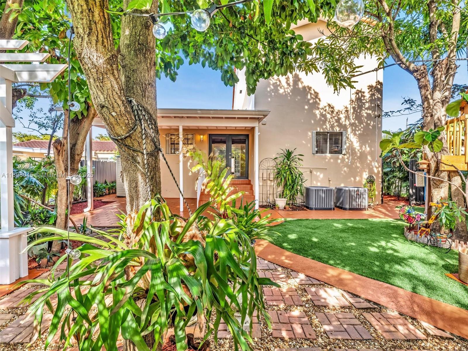 6460 Southwest 2nd Street Miami, FL 33144 - Photo 24 of 48