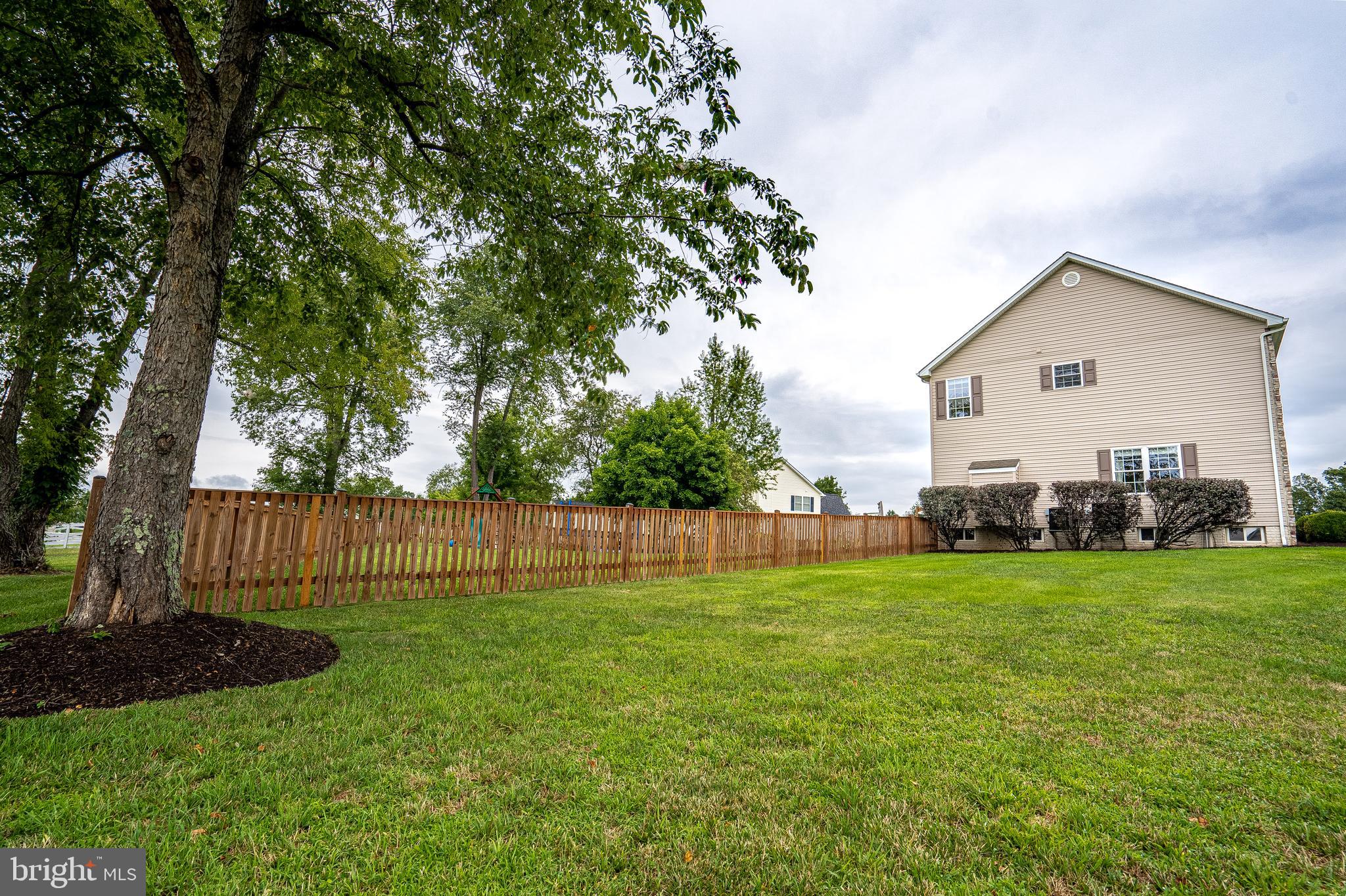 831 Rivanna Run Falling Waters, WV 25419 - Photo 4 of 64 Gallery Image 4