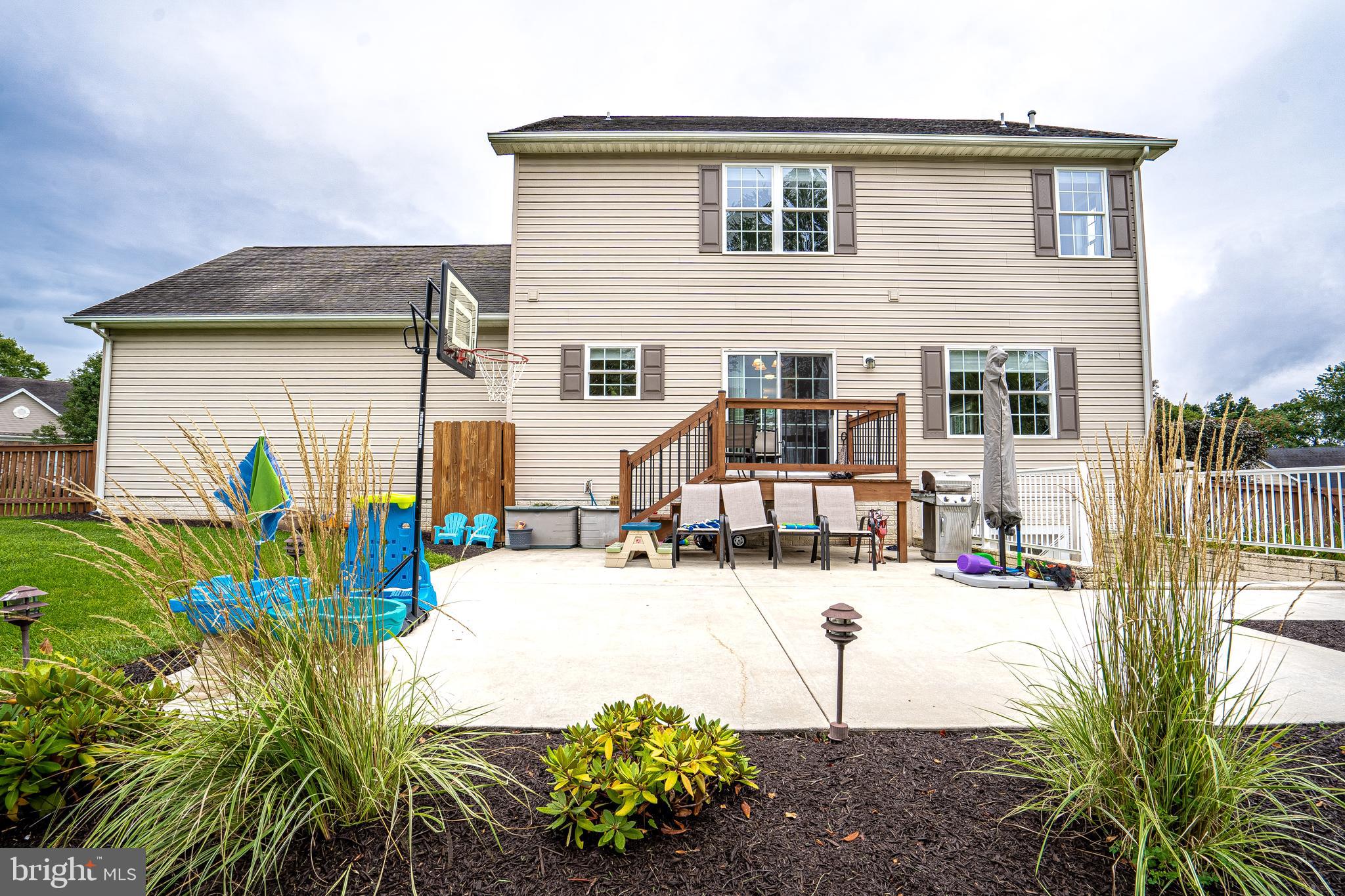 831 Rivanna Run Falling Waters, WV 25419 - Photo 8 of 64 Gallery Image 8
