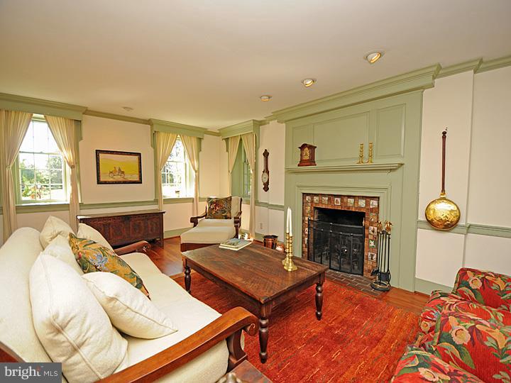 667 Dale Road Bryn Athyn, PA 19006 - Photo 4 of 23 Gallery Image 4