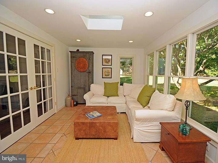 667 Dale Road Bryn Athyn, PA 19006 - Photo 8 of 23 Gallery Image 8