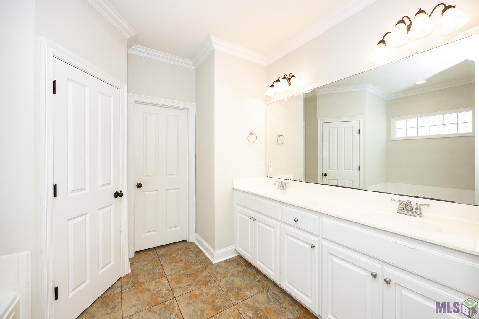 15130 Hidden Villa Drive Baton Rouge, LA 70810 - Photo 9 of 14