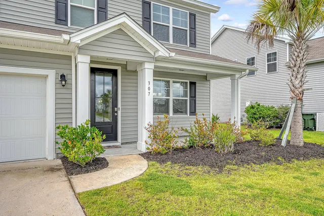 $435,000 | 307 Celestial Boulevard, Summerville, SC 29486