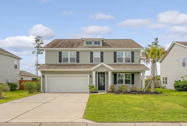$435,000 | 307 Celestial Boulevard, Summerville, SC 29486