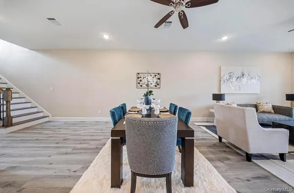 $7,500 | 1113 5th Avenue, New Hyde Park, NY 11040