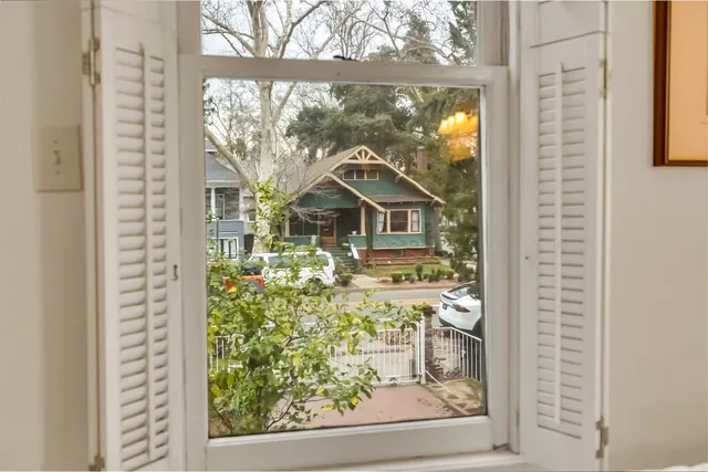 $949,000 | 2628 G Street, Sacramento, CA 95816