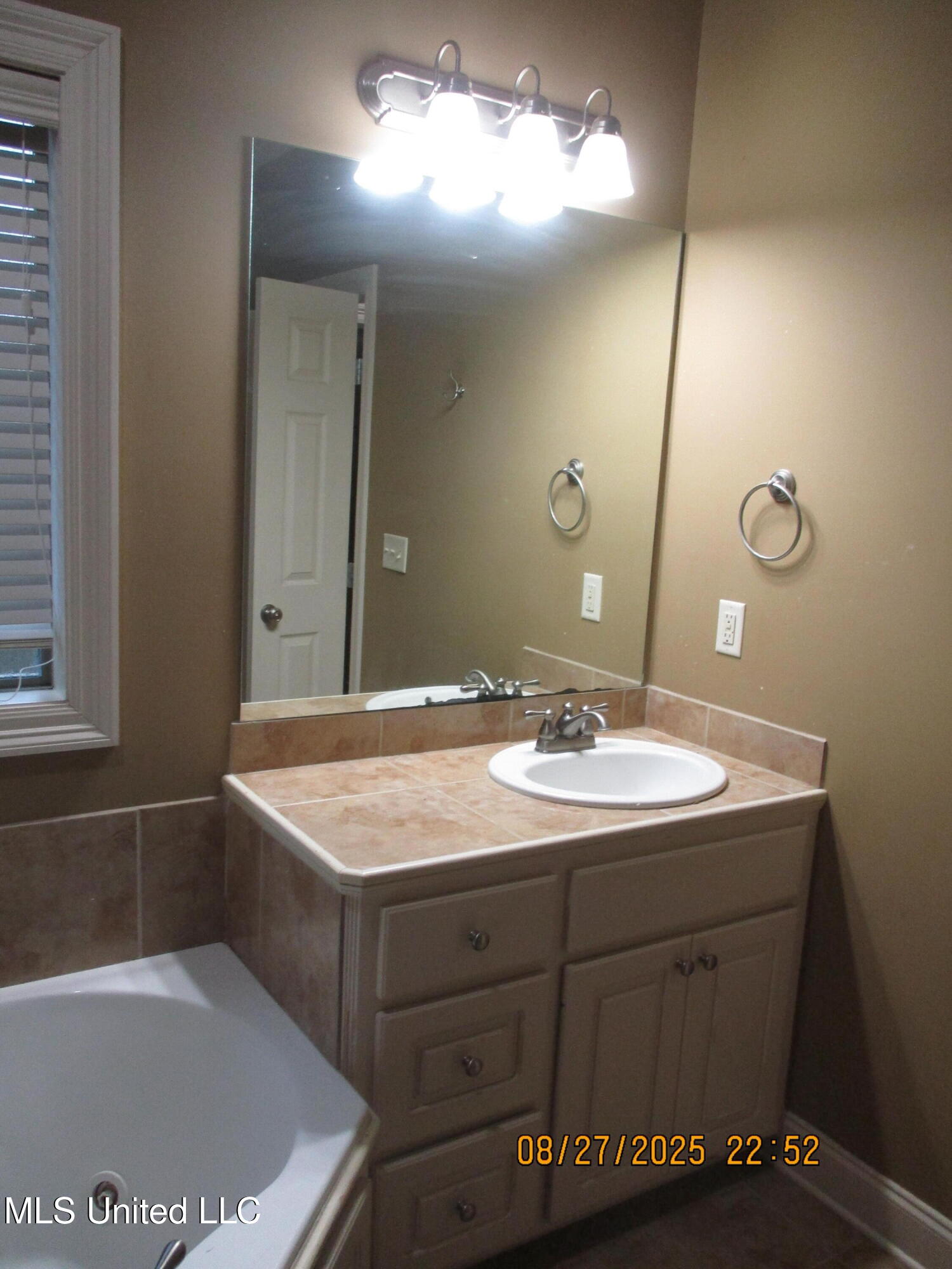 413 Ash Tree Lane Madison, MS 39110 - Photo 21 of 31 IMG_0847 2
