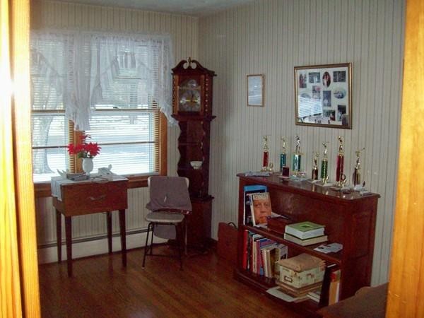 739 Holyoke Road Westfield, MA 01085 - Photo 11 of 16 Gallery Image 11