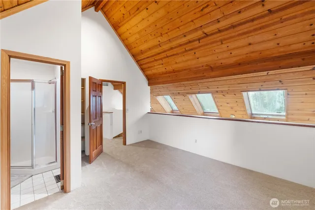 a view of an outdoor space