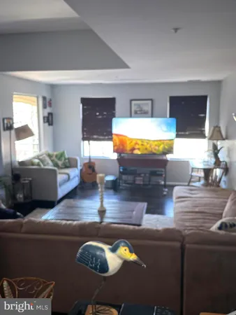 $295,000 | 30 Hearthstone Court, Unit J, Annapolis, MD 21403