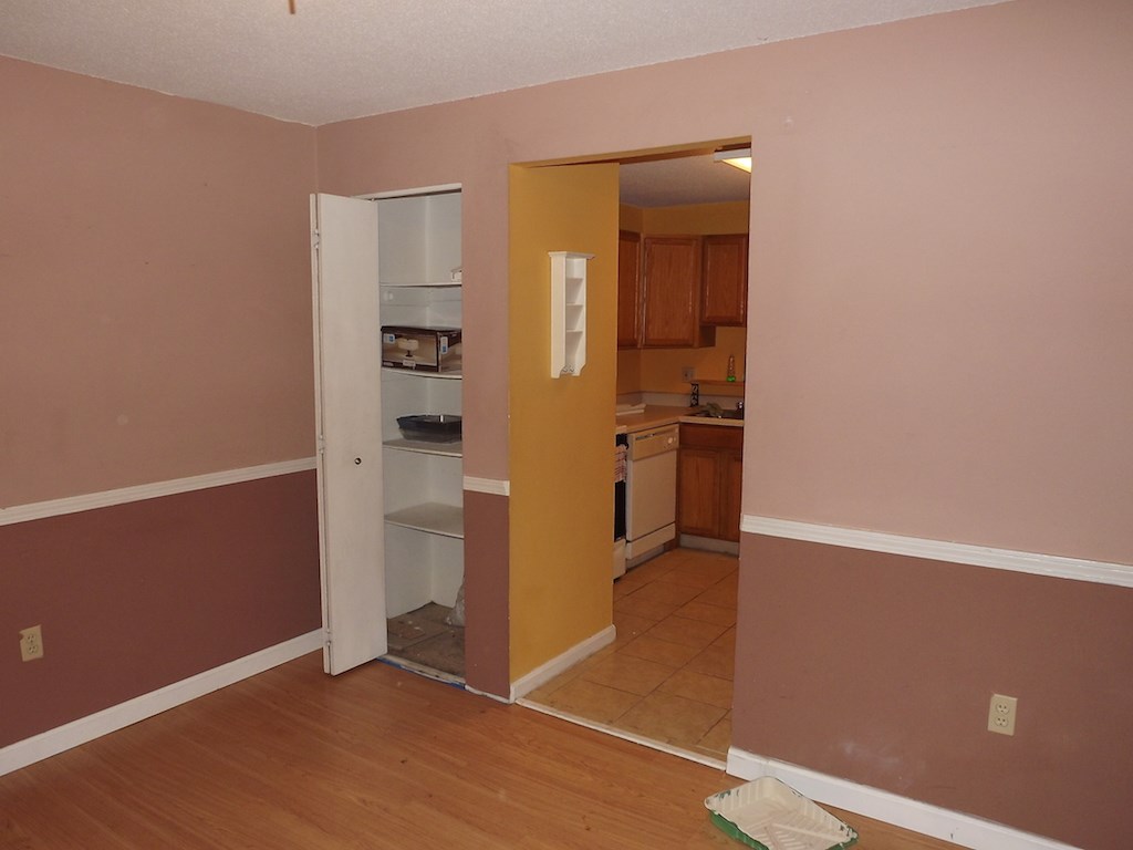135 English Village Road, Unit 101 Manchester, NH 03102 - Photo 8 of 34