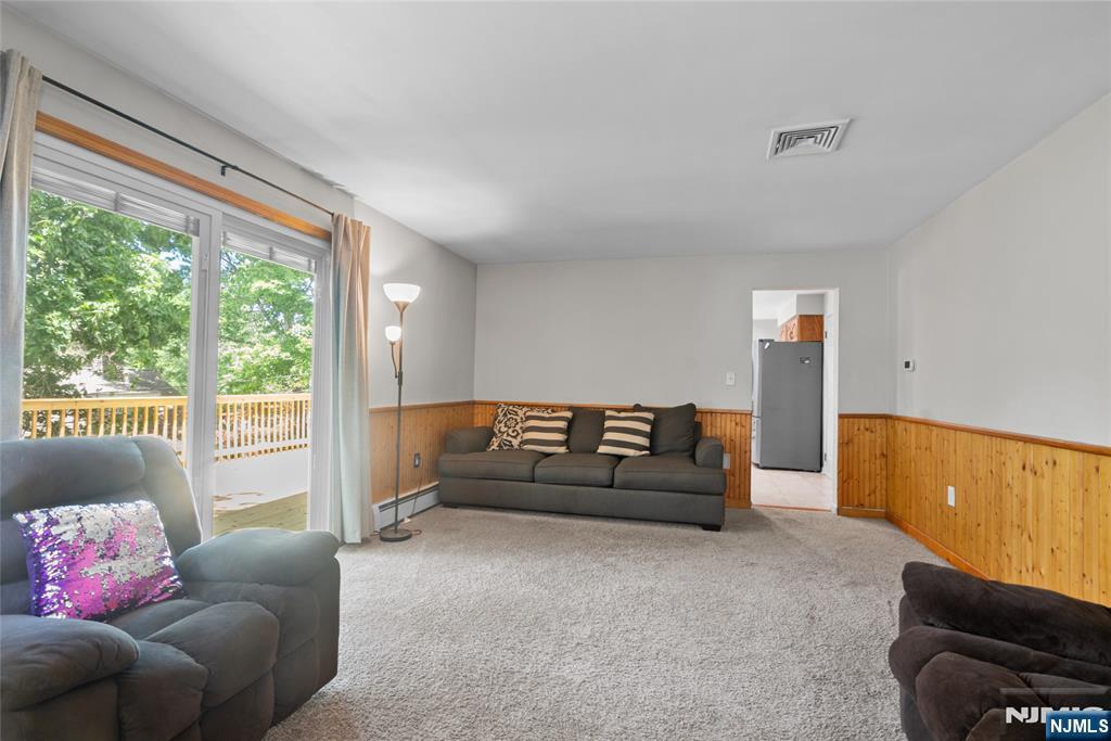 10 Tice Road West Milford, NJ 07421 - Photo 5 of 50
