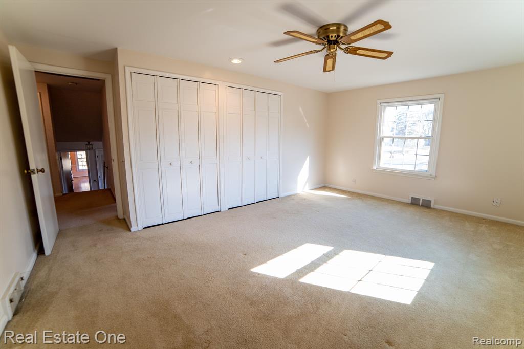 1041 Rock Spring Road Bloomfield Hills, MI 48304 - Photo 26 of 55