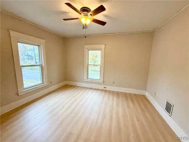 $1,500 | 440 South Hamilton Street, Watertown, NY 13601