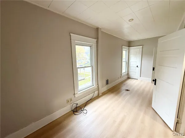 $1,400 | 440 South Hamilton Street, Watertown, NY 13601