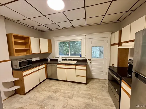 $1,400 | 440 South Hamilton Street, Watertown, NY 13601