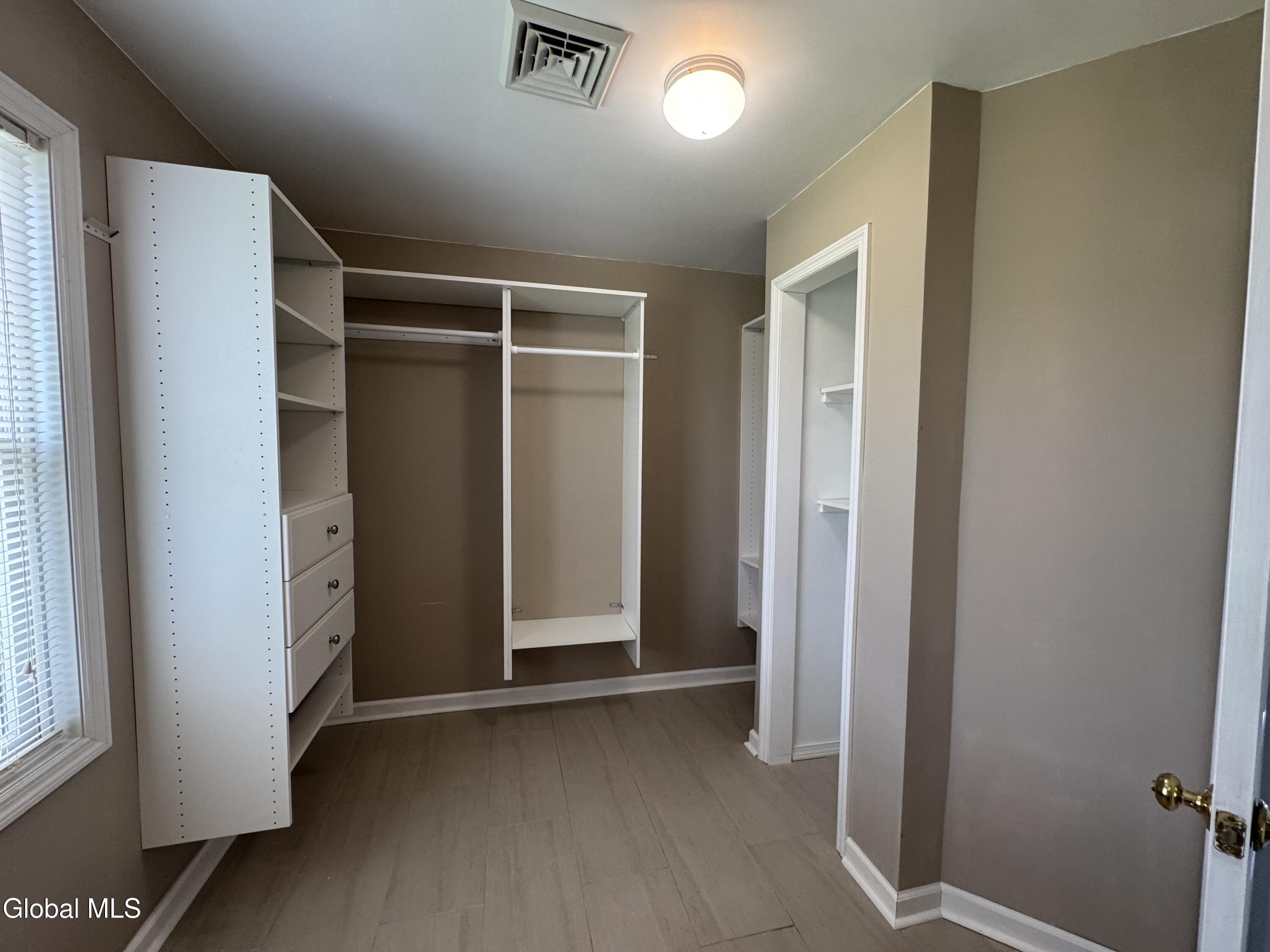 199 Ashdown Road Clifton Park, NY 12019 - Photo 29 of 66 IMG_3118