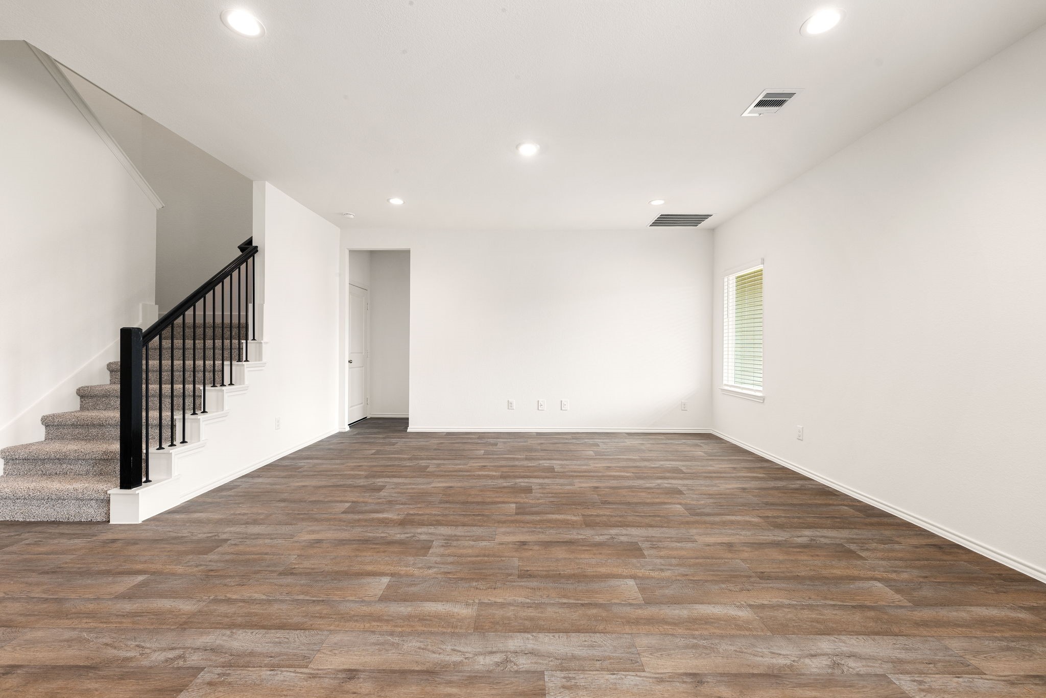 3023 Sycamore Run Lane Rosenberg, TX 77469 - Photo 12 of 26 Schedule a Showing Today!