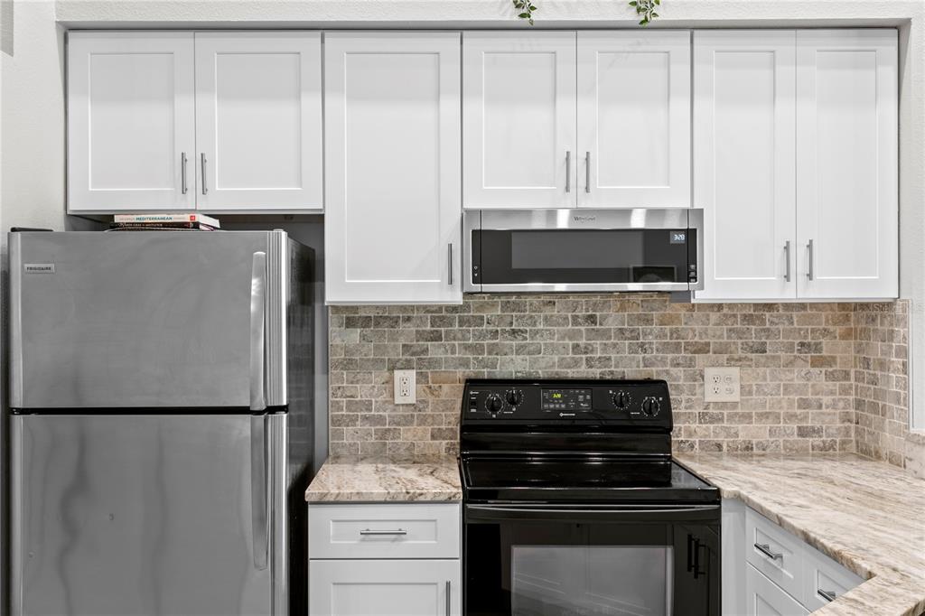 1040 Normandy Trace Road Tampa, FL 33602 - Photo 14 of 37