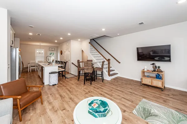 $3,195 | 205 Harlequin Alley, Charleston, SC 29492