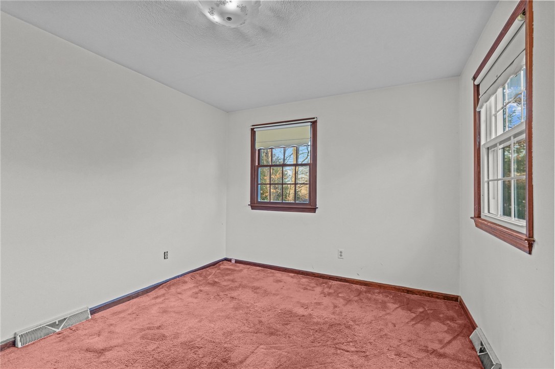 19 Lancer Lane West Warwick, RI 02893 - Photo 29 of 38