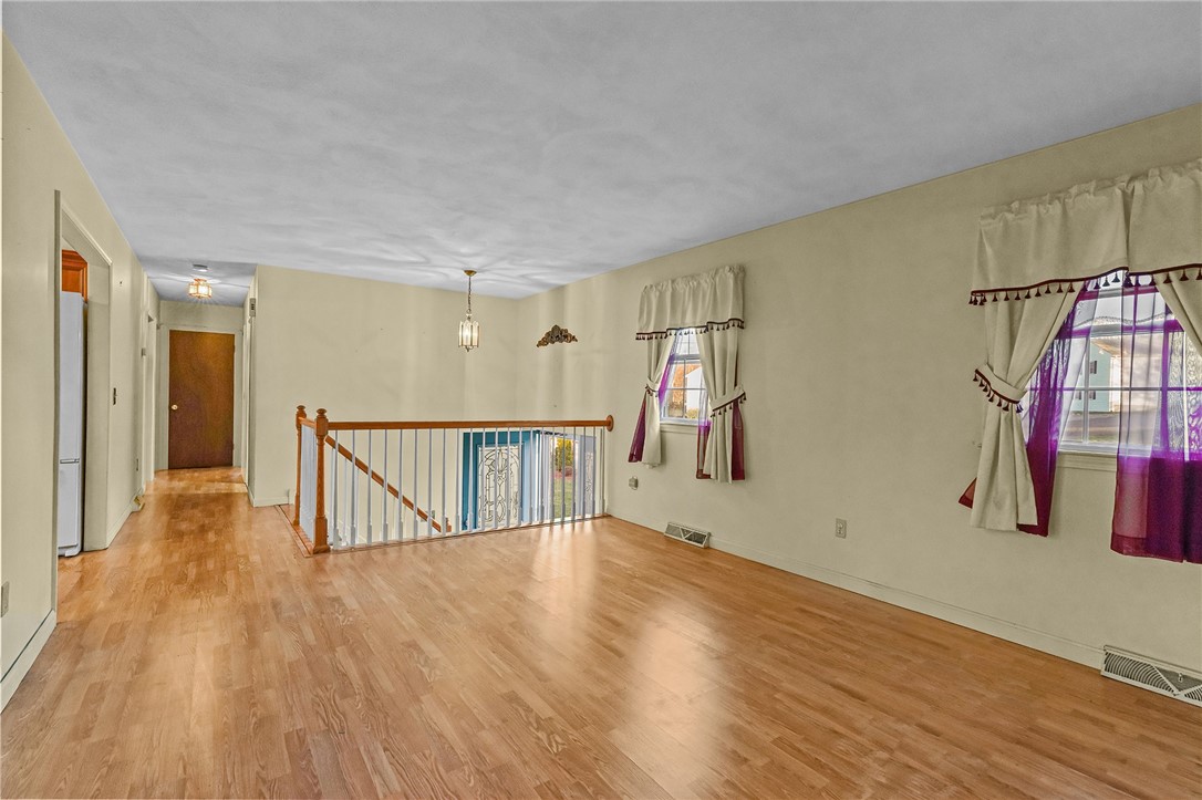 19 Lancer Lane West Warwick, RI 02893 - Photo 10 of 38