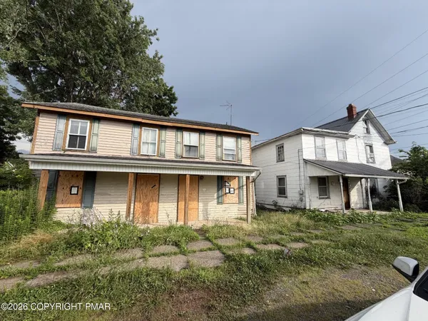 $24,900 | 204-206 East 10th Street, Berwick, PA 18603