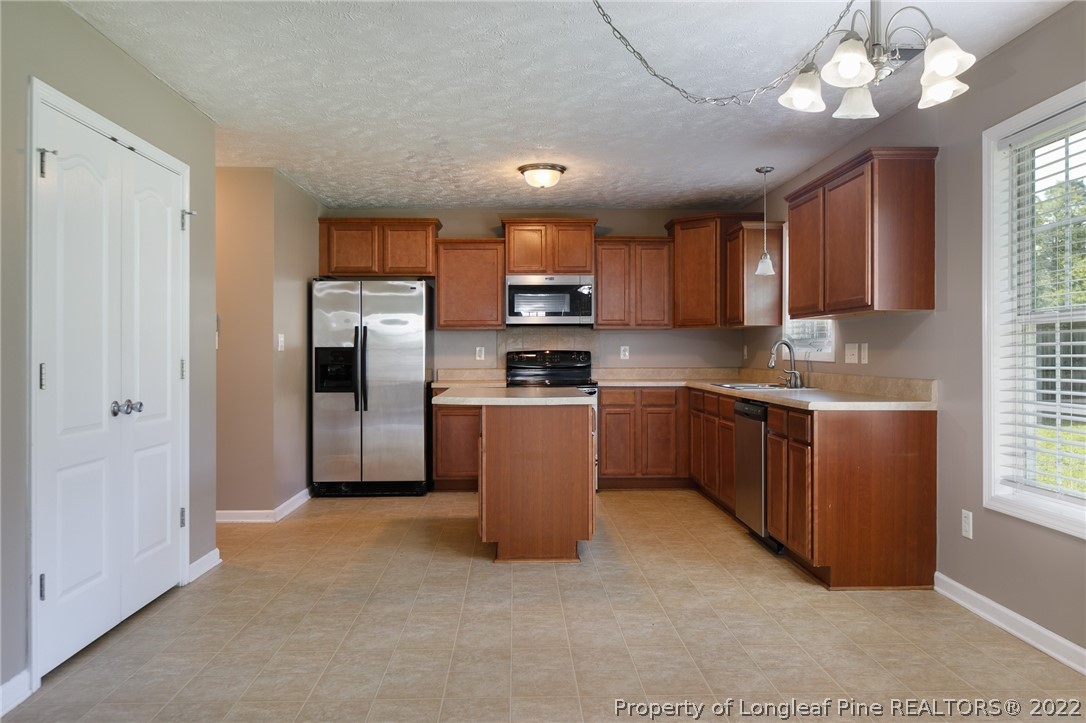 622 Cape Fear Road Raeford, NC 28376 - Photo 7 of 24