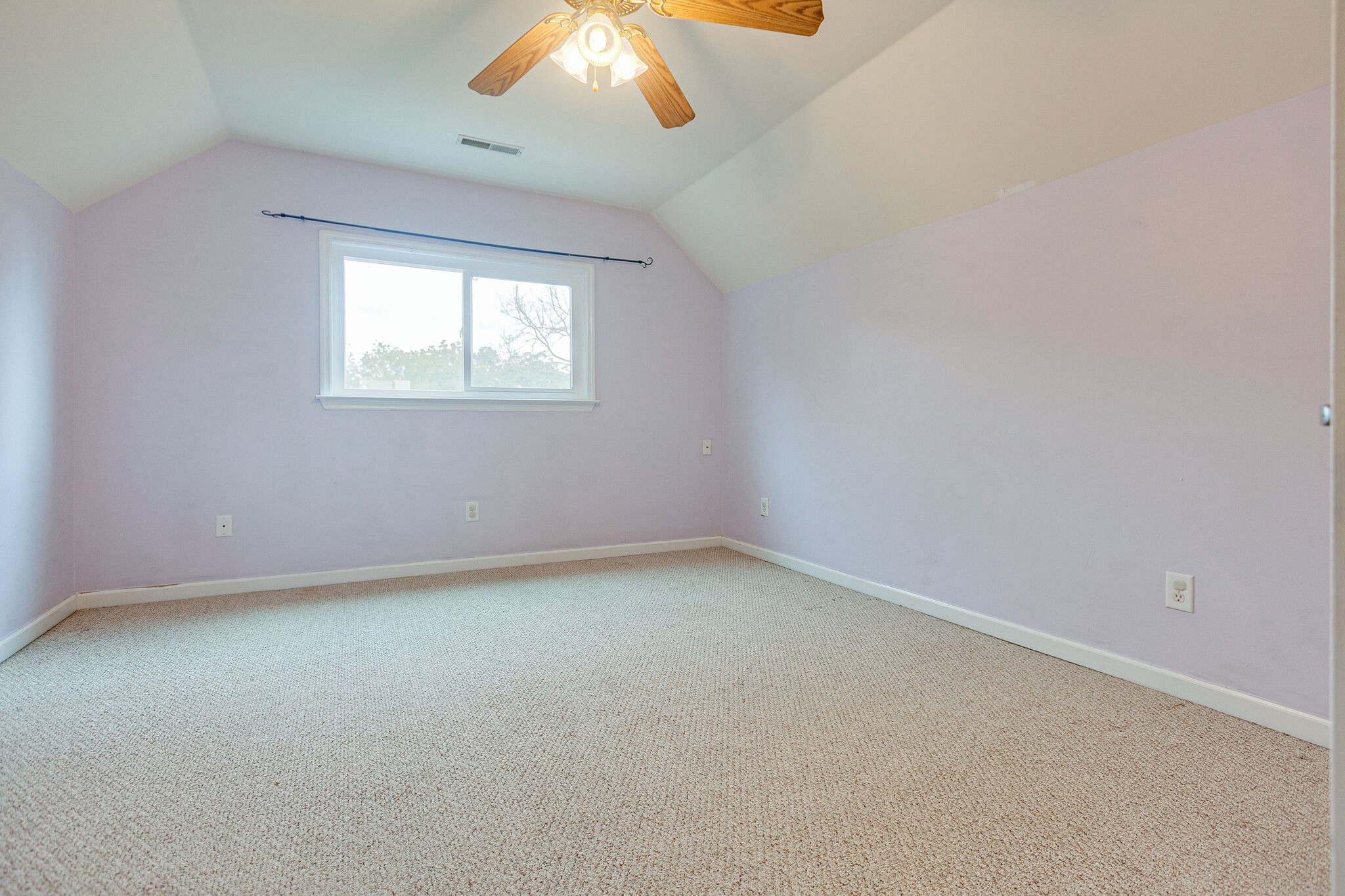 3668 Rutherford Drive Spring Hill, TN 37174 - Photo 20 of 31 an empty room with a window