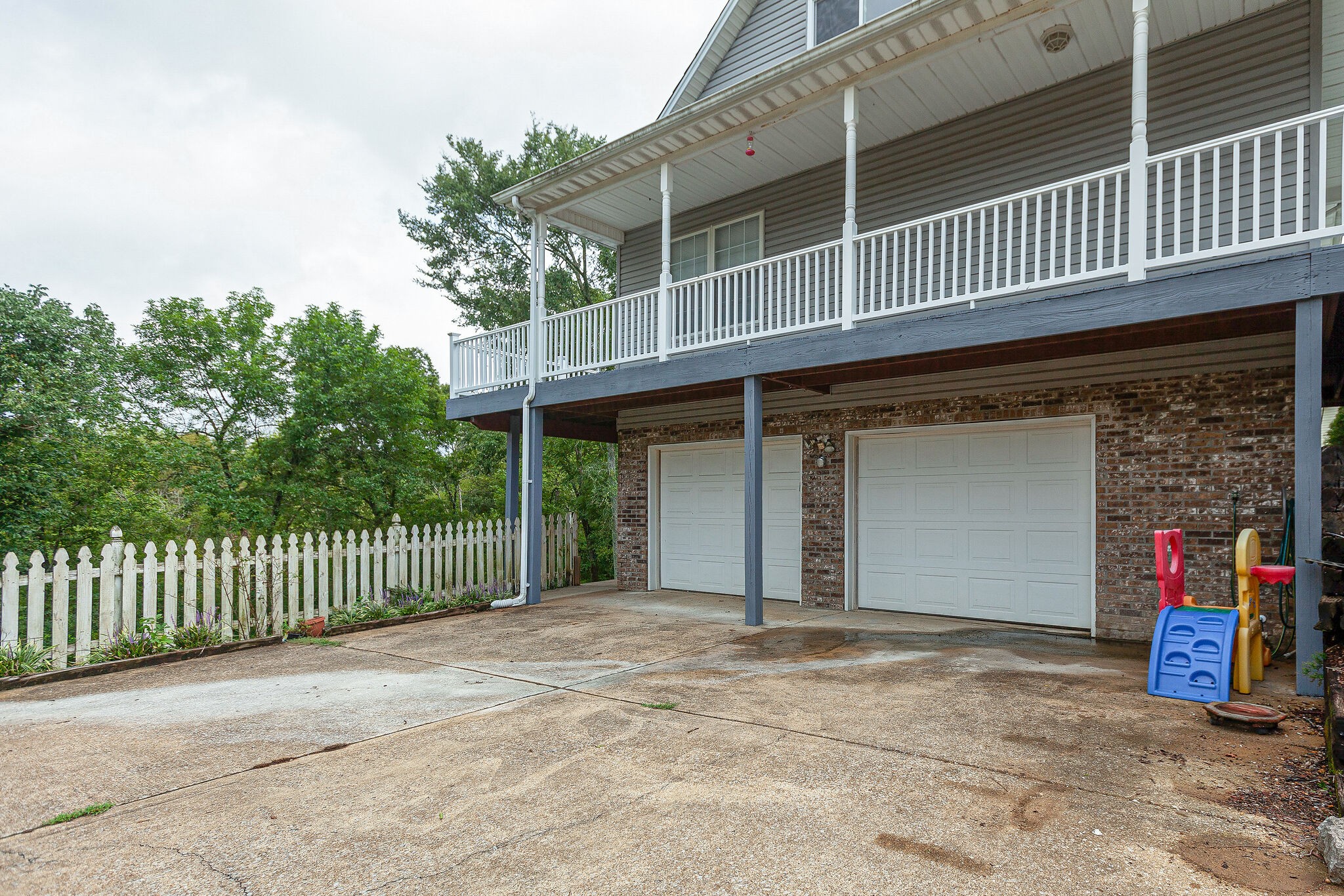 3668 Rutherford Drive Spring Hill, TN 37174 - Photo 5 of 31 a view of a house with a garage