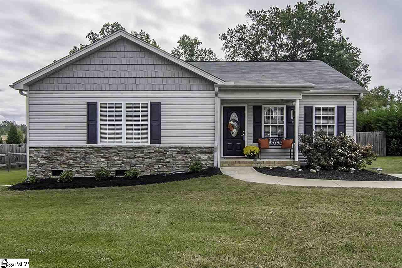 606 Old Rutherford Road Taylors, SC 29687 - Photo 1 of 21