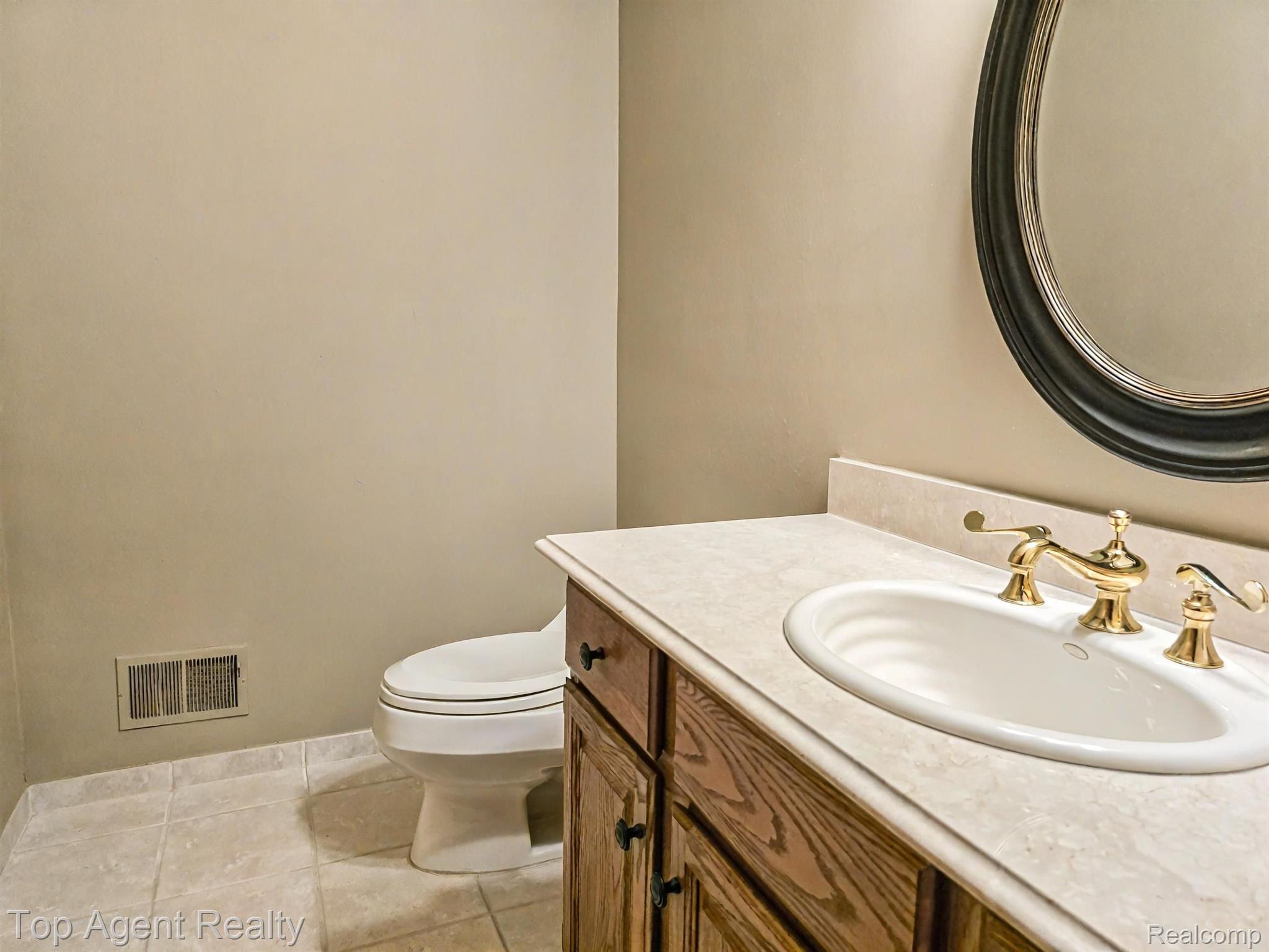 4871 Rivers Edge Drive Troy, MI 48098 - Photo 18 of 48