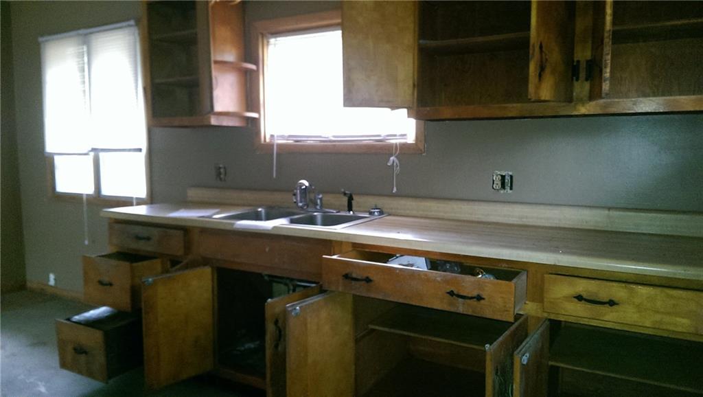 140 Franklin Road New Brighton, PA 15066 - Photo 3 of 9 Kitchen Area
