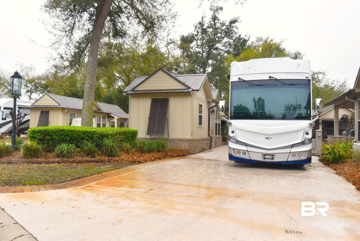 28888 Canal Road, Unit 43 Orange Beach, AL 36561 - Photo 1 of 19 Gallery Image 1