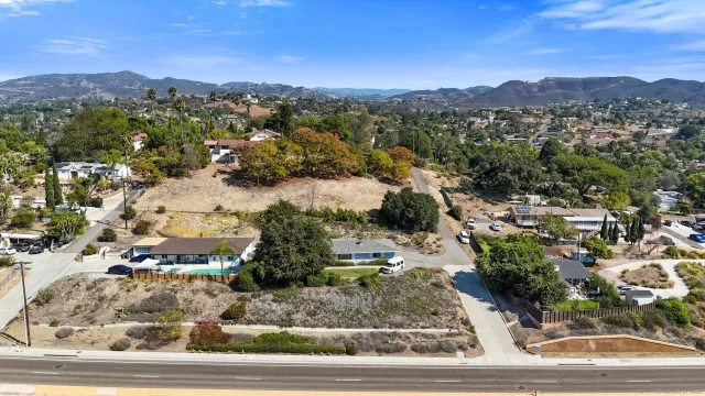 $779,900 | 1724 South Santa Fe Avenue, Vista, CA 92084