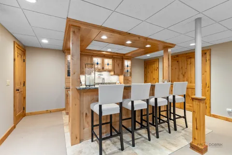 $985,000 | 145 South Bradford Court, Lake Forest, IL 60045