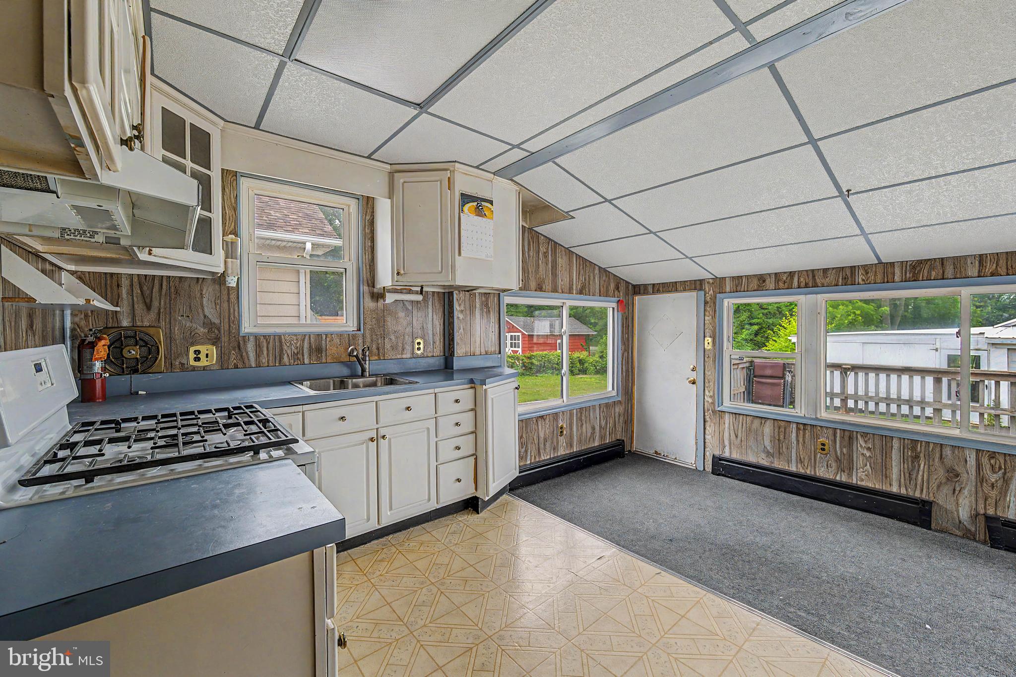 34 Ridgeway Avenue Oaklyn, NJ 08107 - Photo 8 of 26