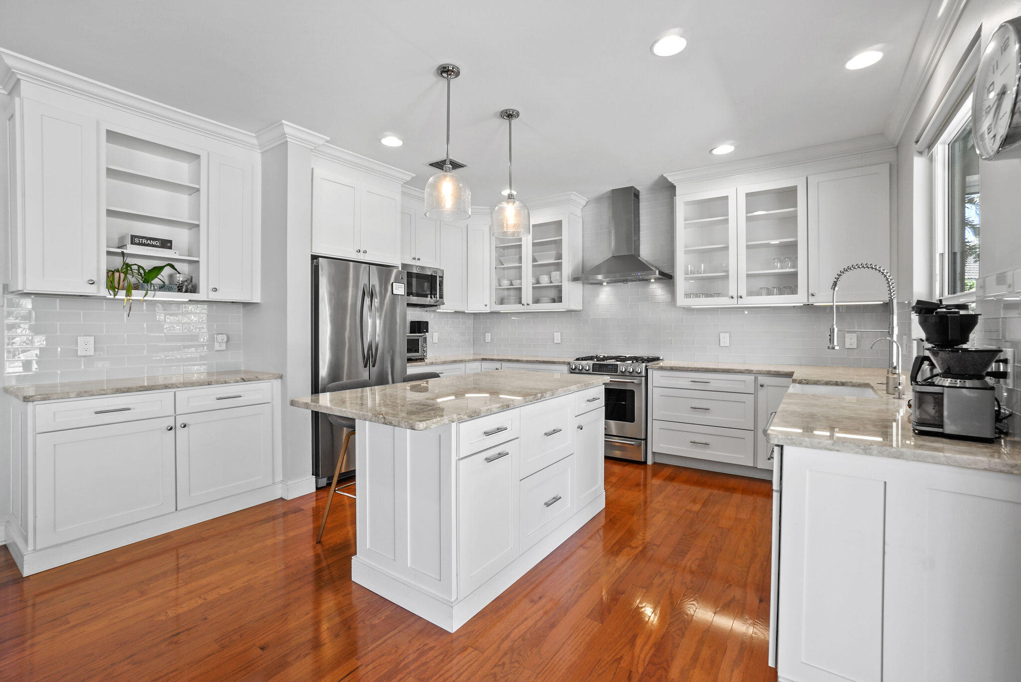 235 Sparrow Point Jupiter, FL 33458 - Photo 7 of 36 Kitchen