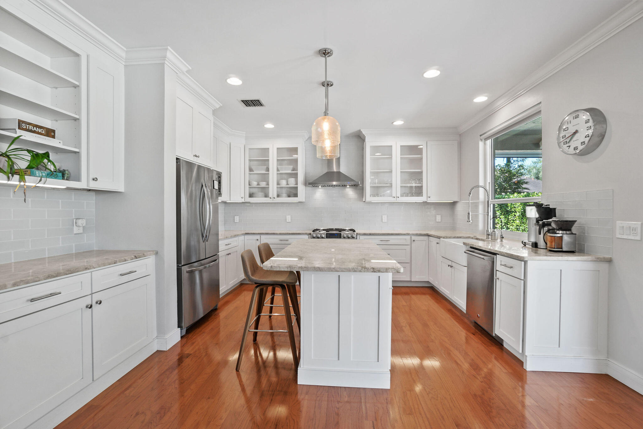 235 Sparrow Point Jupiter, FL 33458 - Photo 9 of 36 Kitchen