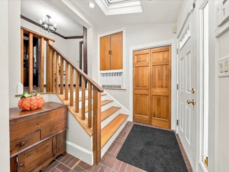 14 Booth Hill Road Scituate, MA 02066 - Photo 10 of 32 Gallery Image 10