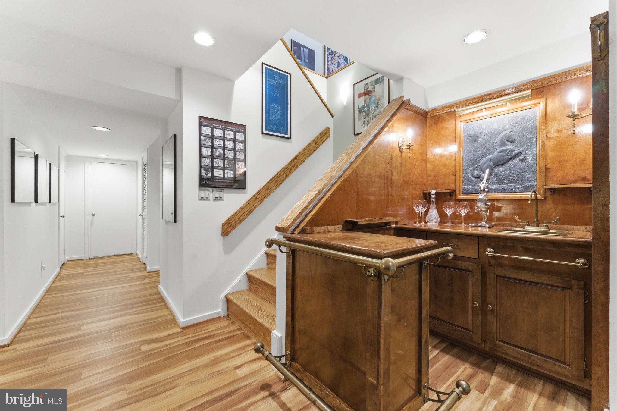 1608 Woodstock Lane Reston, VA 20194 - Photo 39 of 76