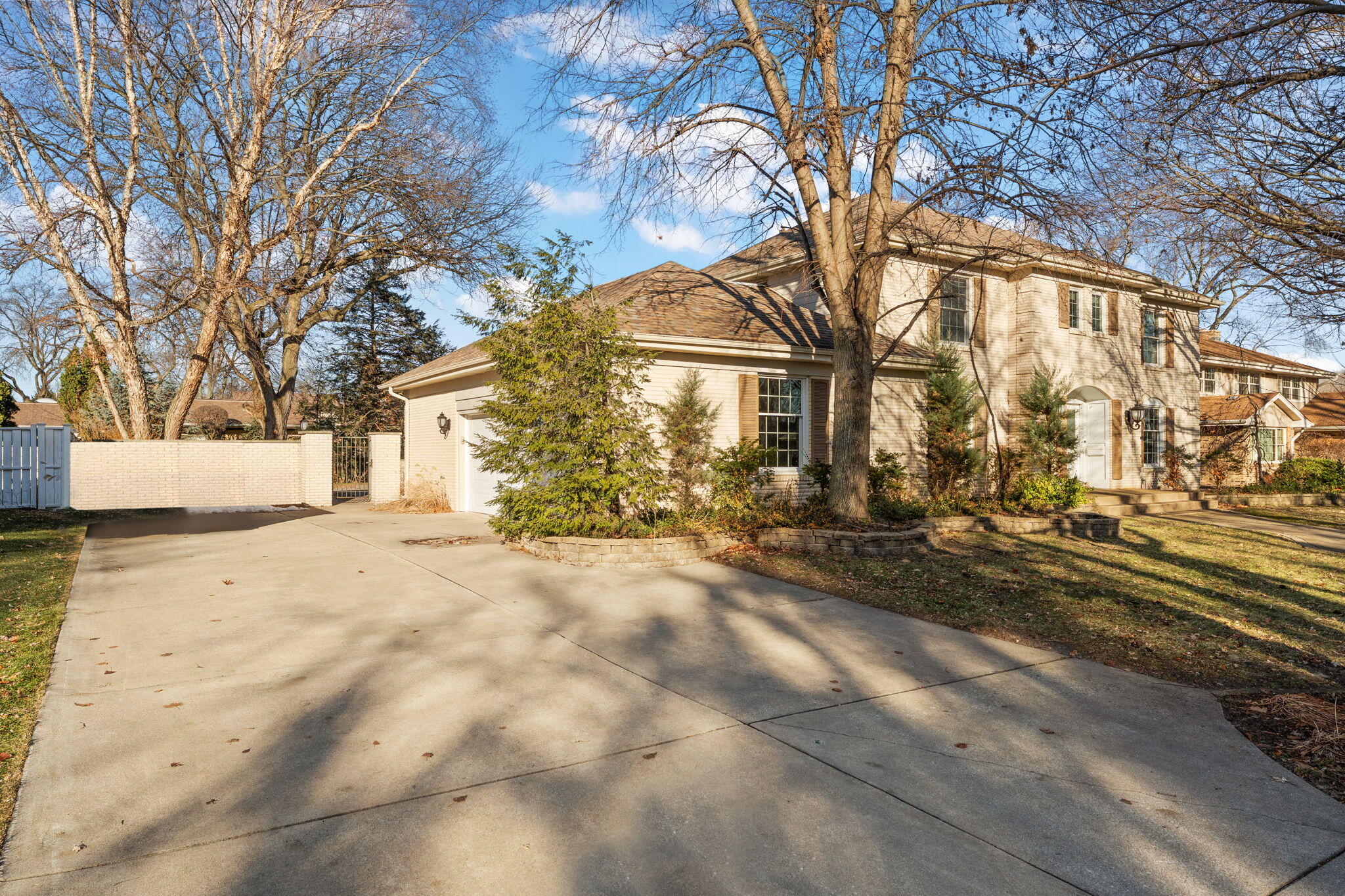 1841 Lambert Lane Munster, IN 46321 - Photo 7 of 66 2048x1365