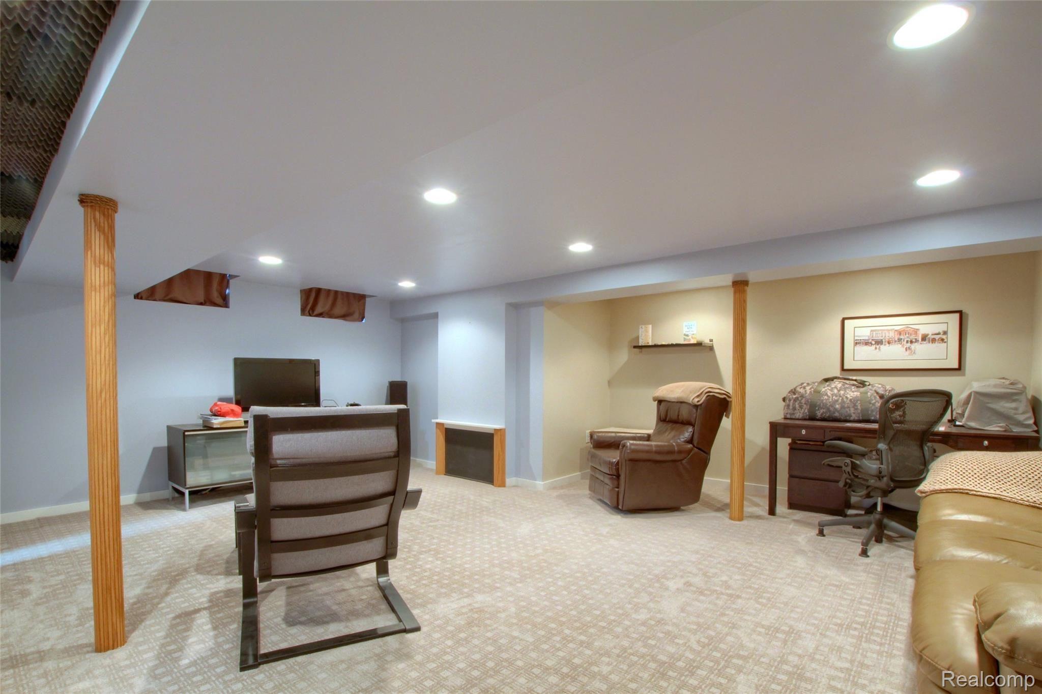 9300 Reeck Road Allen Park, MI 48101 - Photo 19 of 26 19-Finished-Lower-Level.jpg