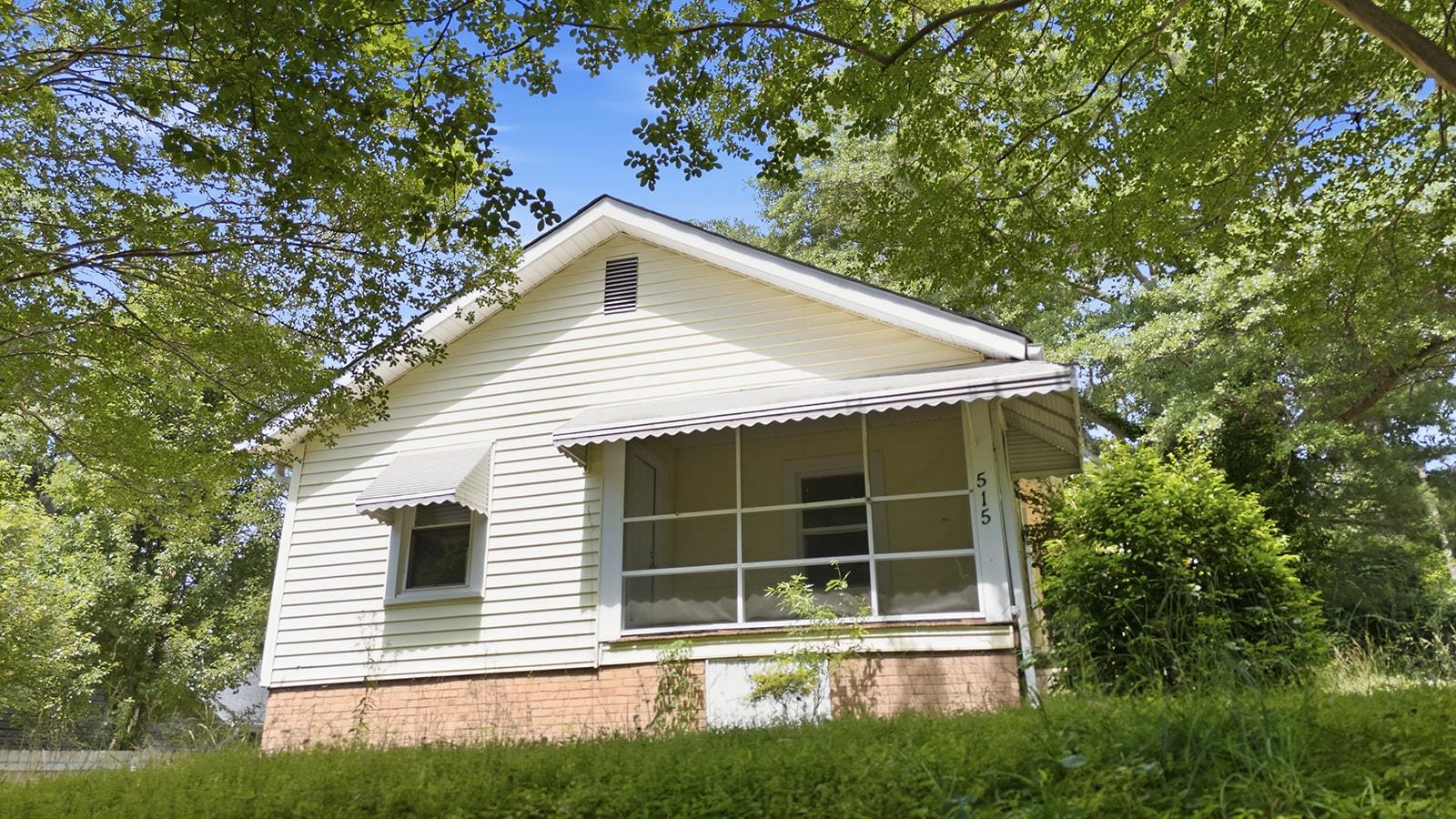515 Beverly Road Spartanburg, SC 29307 - Photo 3 of 23