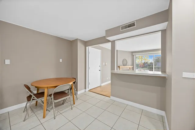 $1,750 | 11126 South 84th Avenue, Unit 11126, Palos Hills, IL 60465